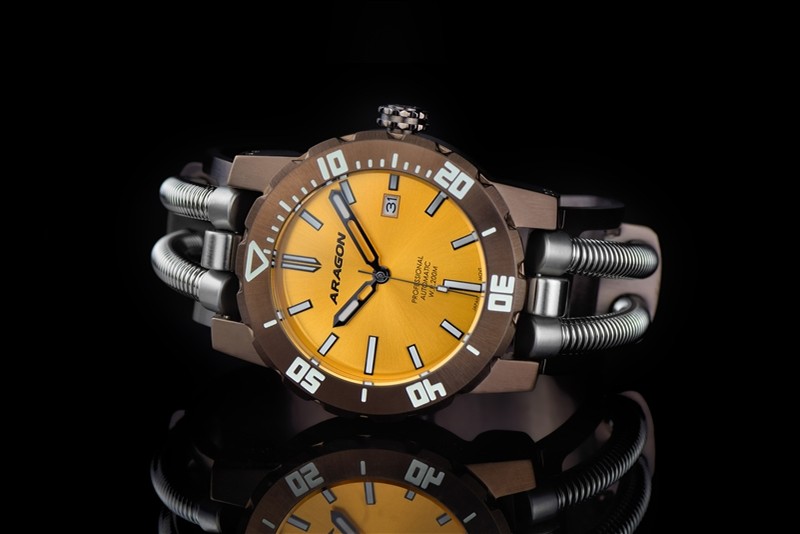 ARAGON Hydraumatic G9 NH35 Automatic Orange Brown 44mm