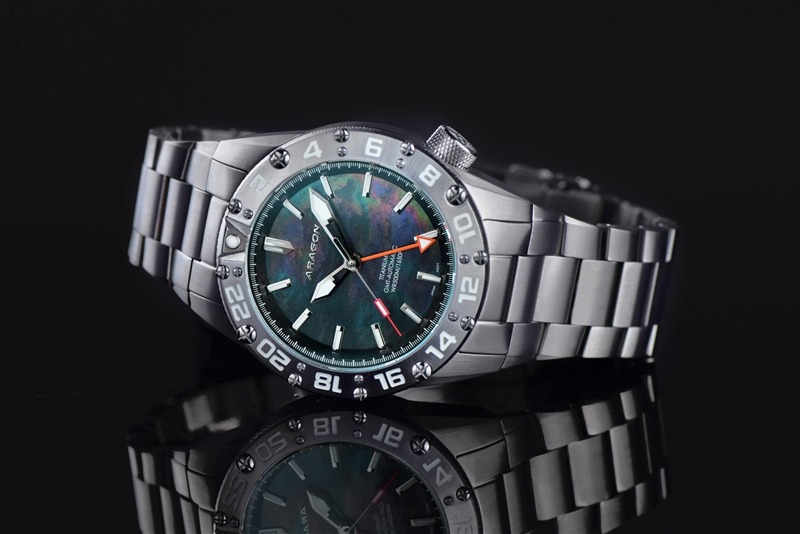ARAGON Enforcer Titanium GMT 9075 Black MOP 44mm
