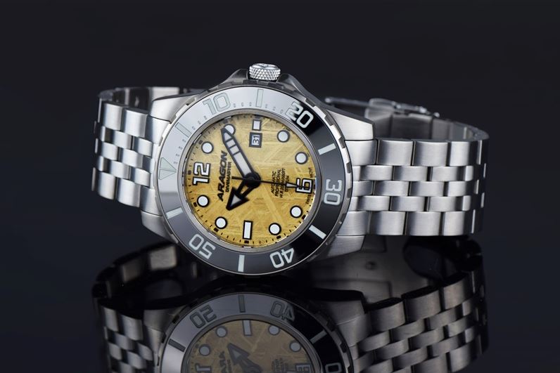 ARAGON Divemaster Titanium Meteorite Swiss Gold 50mm Limited Edition