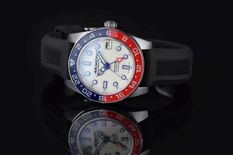 ARAGON Divemaster 40 GMT NH34 Red