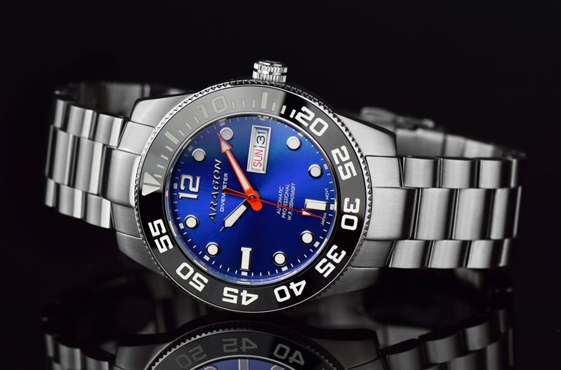 ARAGON Divemaster 42mm Blue Automatic Steel