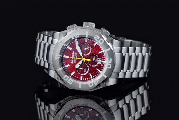 ARAGON Armour Chronograph Red 48mm